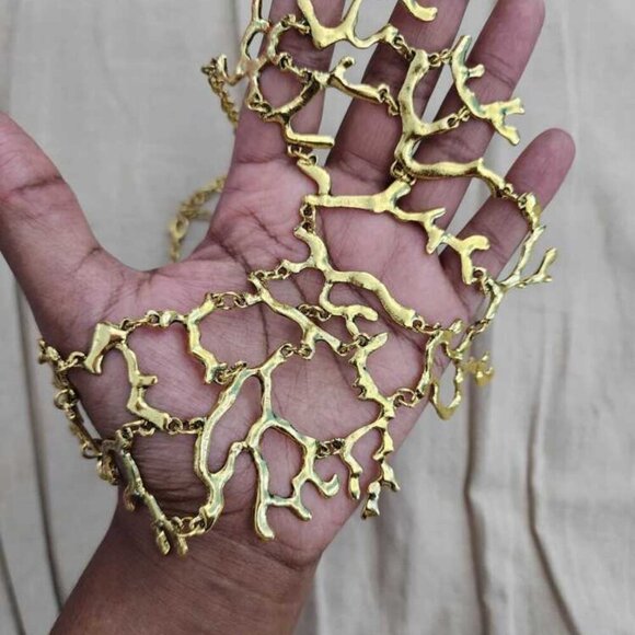 Gold Coral-Inspired Necklace - Picture 3 of 4